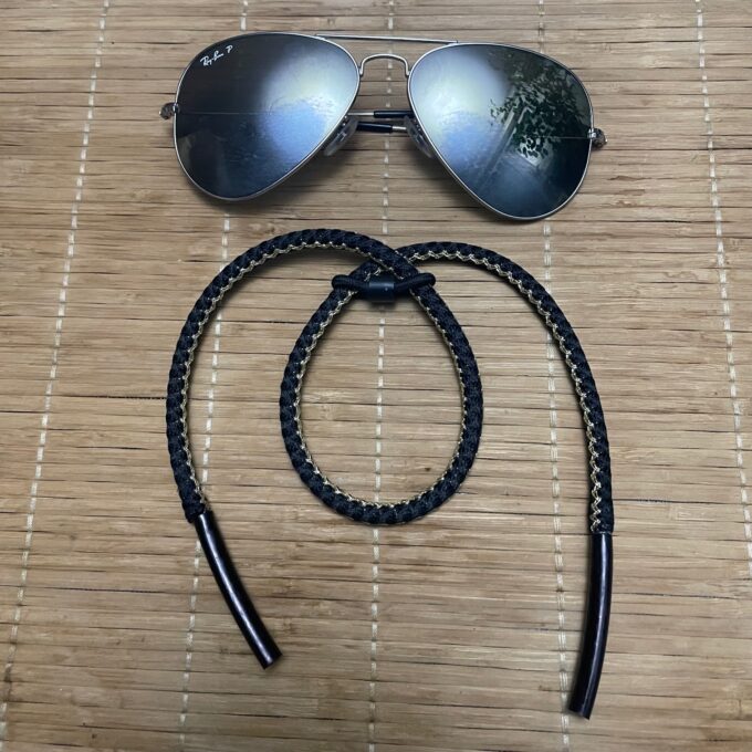 DEBLJA SPORTSKA TRAKA ZA NAOČARE – Gold Black Snake