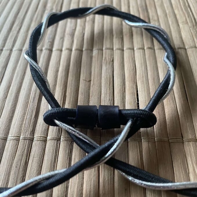 TRAKA ZA NAOČARE – Black Silver Snake
